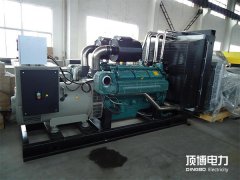 是什么原因?qū)е虏裼桶l(fā)電機(jī)組“飛車”？