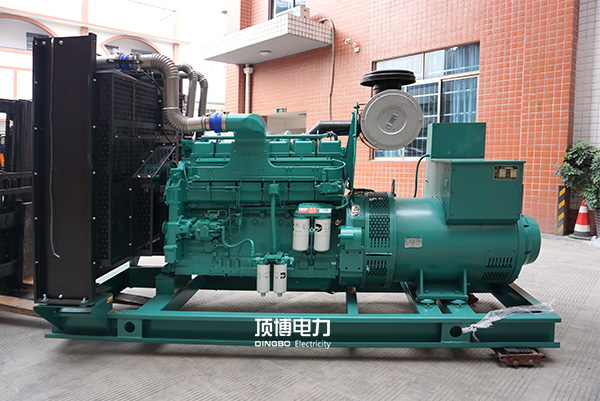 為什么說(shuō)康明斯柴油發(fā)電機(jī)是永遠(yuǎn)不會(huì)出錯(cuò)的選擇？